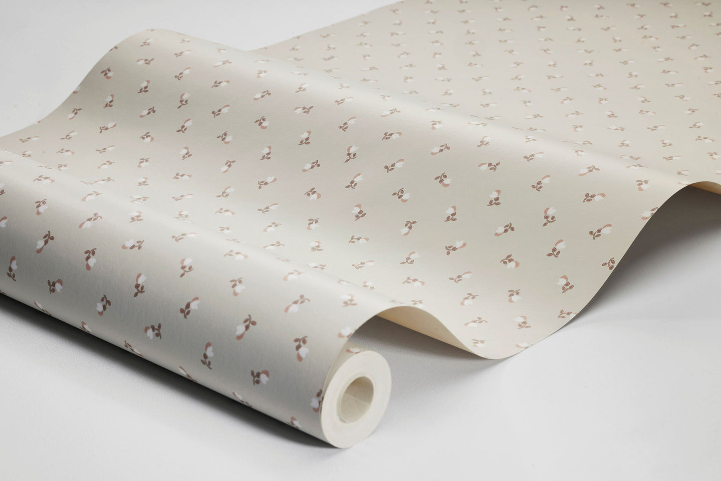 Borastapeter Petite Cherie bloemenbehang voor meisjeskamer of babykamer kleine bloemetjes beige