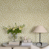 Midbec Oak Tree William Morris behang voor de neutrale kinderkamer babykamer warm geel 82027