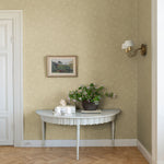 Midbec Mallow bloemenbehang meisjeskamer babykamer en tienerkamer oker geel 82039