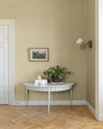 Midbec Mallow bloemenbehang meisjeskamer babykamer en tienerkamer oker geel 82039