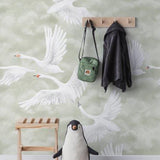Clouds Swans mural van Borastapeter zwanen behang voor meisjeskamer en babykamer 9414W