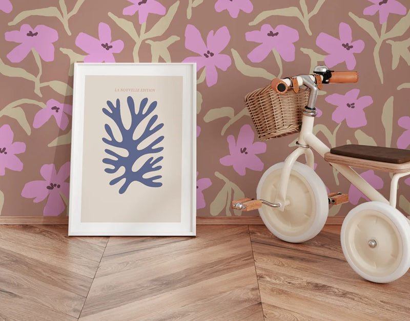 Petal Pop Annet weelink bloemen behang voor meisjeskamer zacht terra