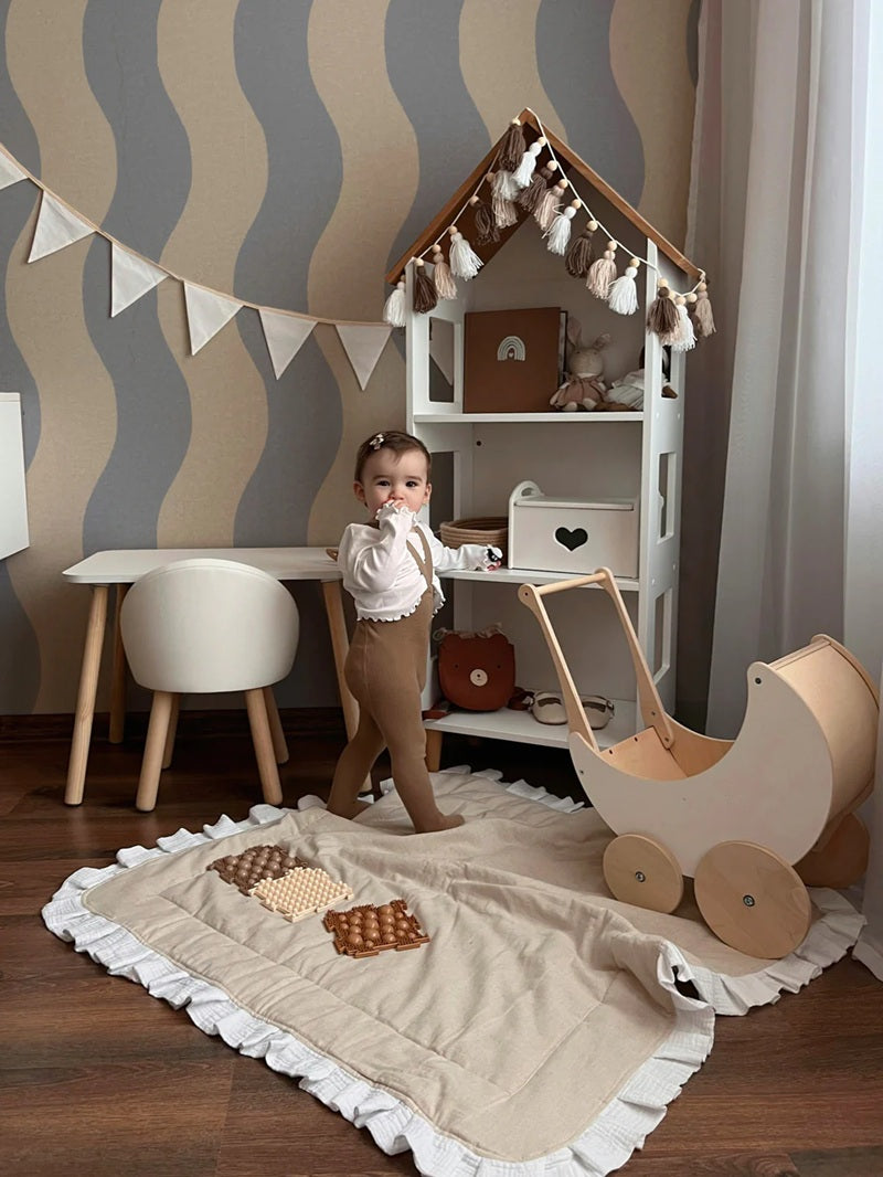 Annet Weelink Sway Stripe waves behang voor de kinderkamer lichtblauw jongenskamer meisjeskamer netutrale kinderkamer