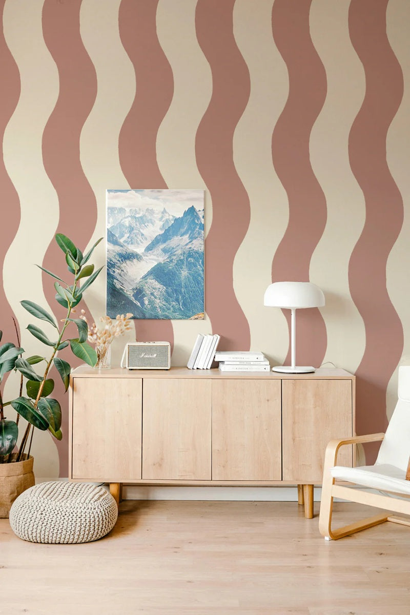 Annet Weelink Sway Stripe waves behang voor de kinderkamer terra roze meisjeskamer 