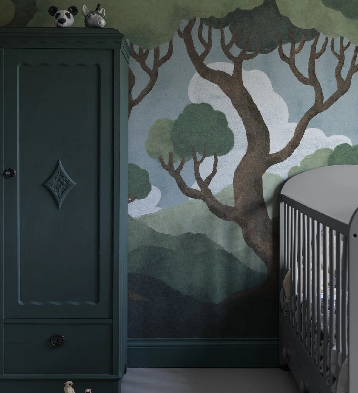 borastapeter in the forest behang kinderkamer groen bos behang