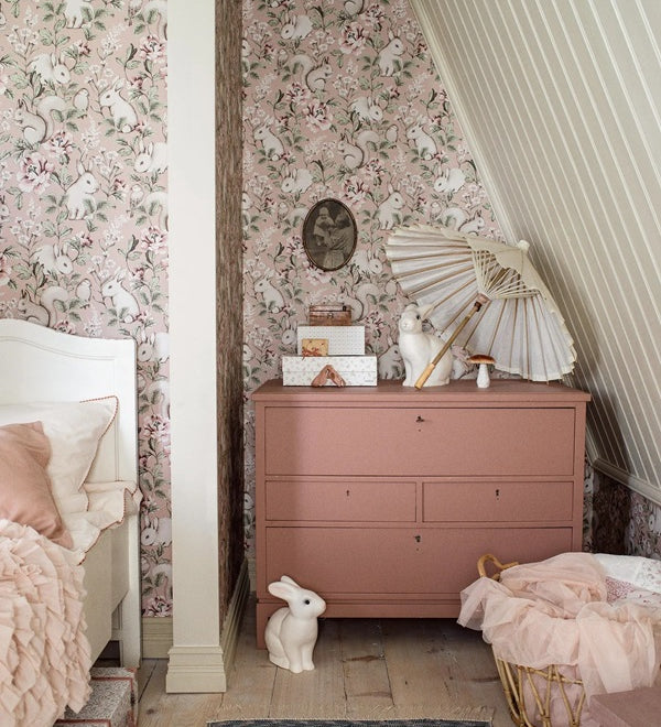 Borastapeter kinderbehang bosdieren behang roze konijnen eekhoorns Magic Forest 7476 roze
