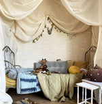 Creative Lab Amsterdam behang voor de kinderkamer en babykamer camomile soft almond beige