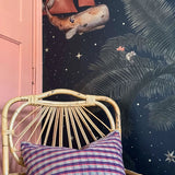 Creative Lab Amsterdam behang voor de kinderkamer Oliver Teddy donkerblauw