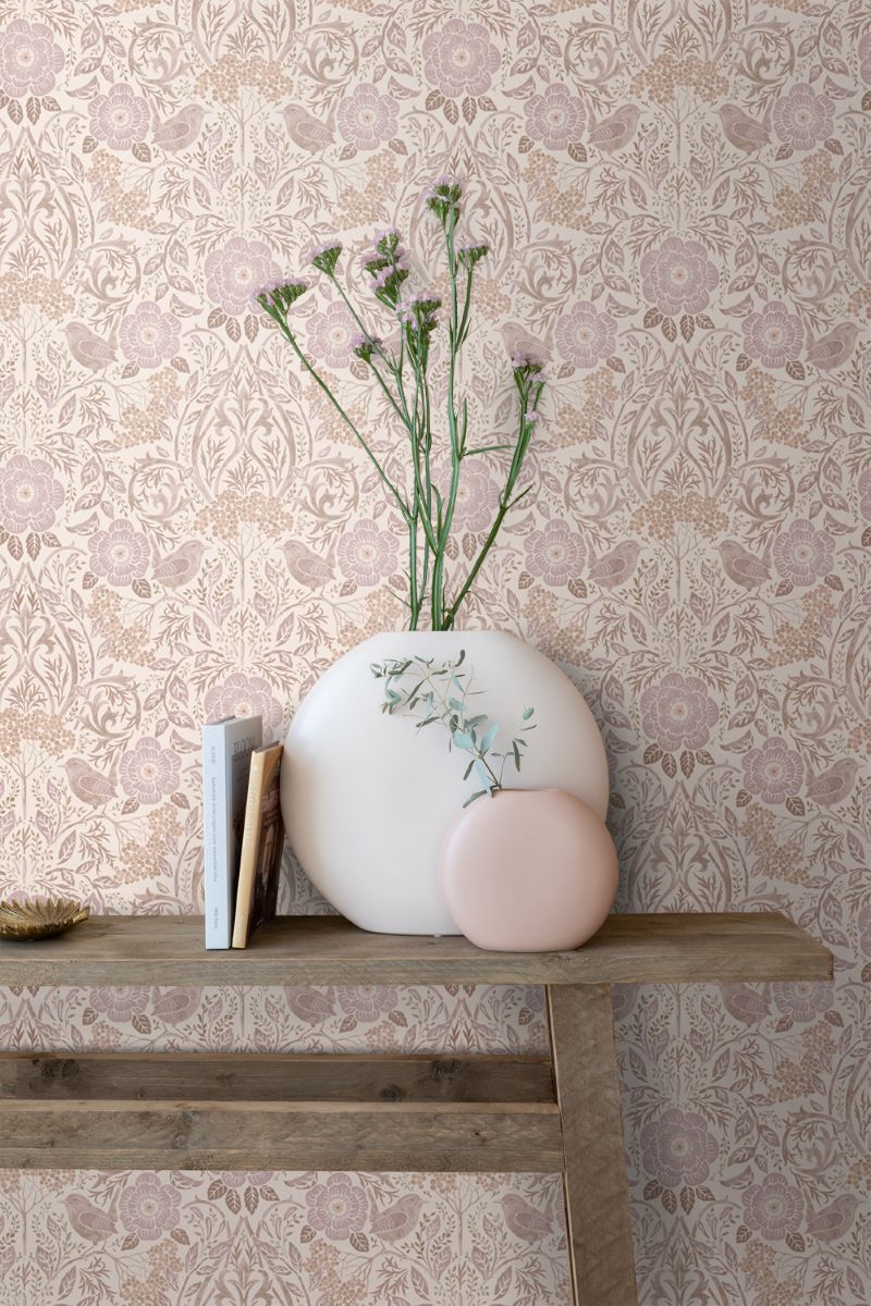 ESTAhome bloemen en vogels behang kinderkamer beige zand lila 139829