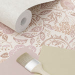 ESTAhome bloemen en vogels behang kinderkamer beige zand lila 139829