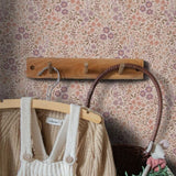 ESTAhome bloemetjes behang meisjeskamer babykamer mauve paars 131458
