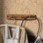 ESTAhome bloemetjes behang meisjeskamer babykamer Oker geel 131459