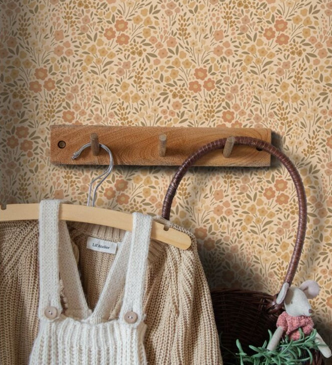 ESTAhome bloemetjes behang meisjeskamer babykamer Oker geel 131459