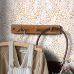 ESTAhome bloemenbehang kinderkamer zacht roze beige 139533