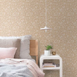 ESTAhome bloemetjes behang voor de meisjeskamer en babykamer  warm beige 131444