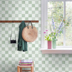 ESTAhome groen wit geblokt behang voor de kinderkamer 131290