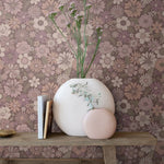 ESTAhome retro bloemen vintage stijl meisjeskamer babykamer aubergine oudroze 131135