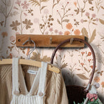 ESTAhome bloemen behang meisjeskamer veldbloemen beige 139596
