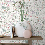 ESTAhome bloemen behang voor meisjeskamer veldbloemen lila groen 139482