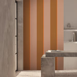 KEK Amsterdam Frans Uyterlinde Behang Bold Stripes strepen behang roze bruin oranje FU-001