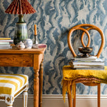 Hares in hiding behang van langelid von bromssen kinderkamer blauw