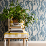 Hares in hiding behang van langelid von bromssen kinderkamer blauw