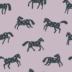Joelle Wehkamp x Meet me at the wall magic horses paarden behang voor de kinderkamer meisjeskamer lila blauw