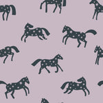 Joelle Wehkamp x Meet me at the wall magic horses paarden behang voor de kinderkamer meisjeskamer lila blauw