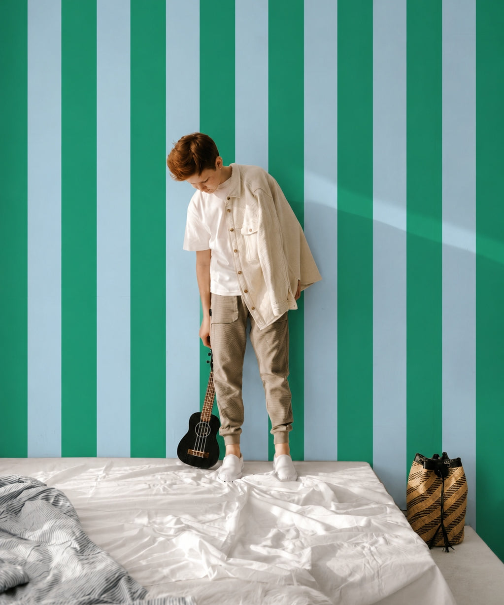 Strepen behang voor de kinderkamer jongenskamer tienerkamer teal lichtblauw Papr Walls