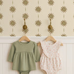 Little Amour Sunny Days Olijfgroen zonnebehang voor kinderkamer meisjeskamer babykamer 