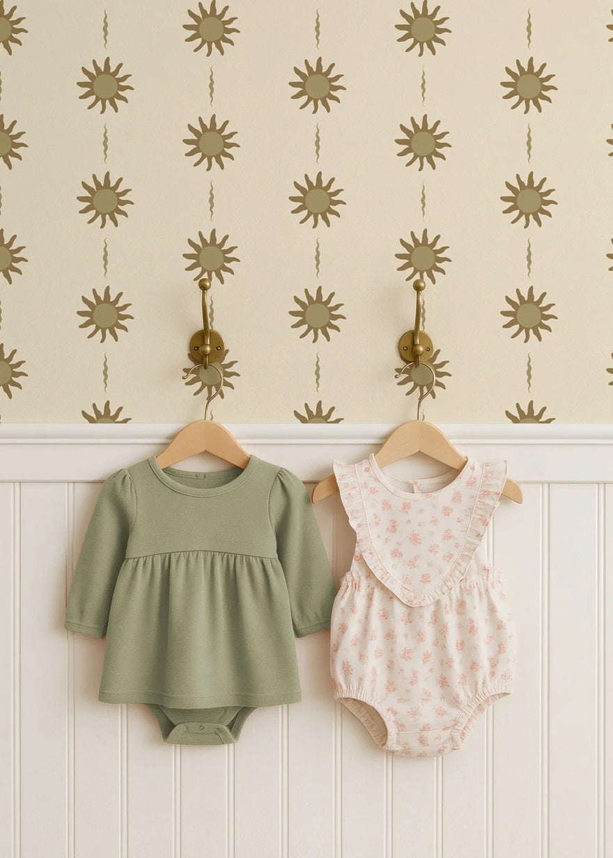 Little Amour Sunny Days Olijfgroen zonnebehang voor kinderkamer meisjeskamer babykamer 