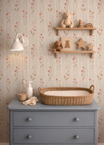 Little amour bloemen en strepen behang voor de babykamer en meisjeskamer lichtblauw met roze
