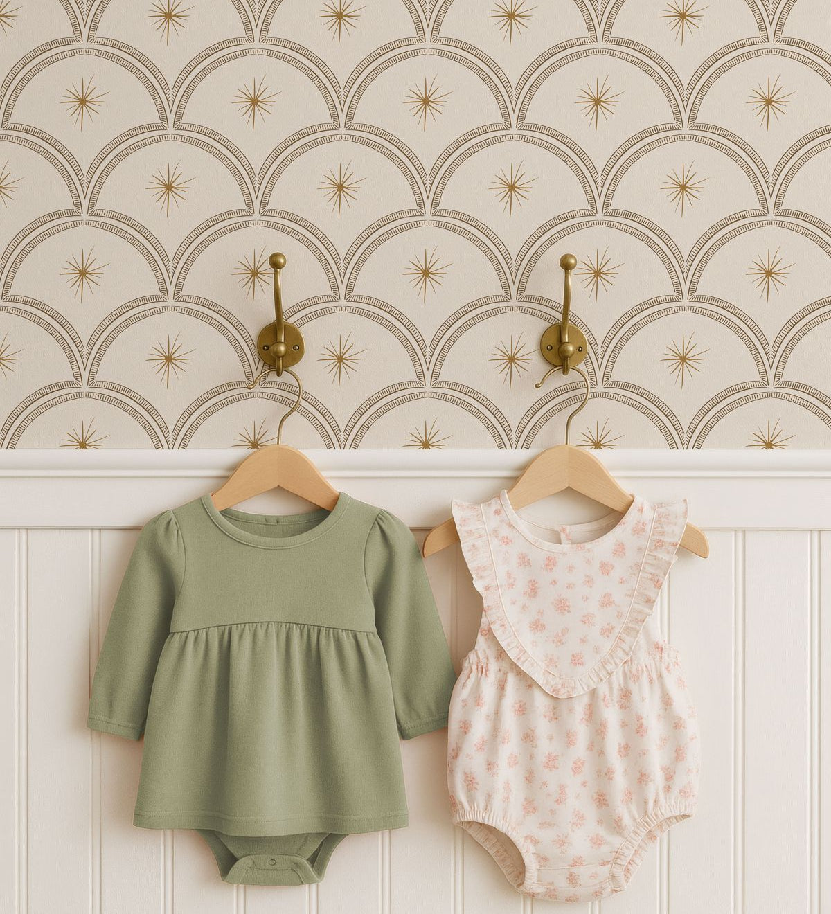 Little Amour Magic Arches boogjes behang voor babykamer neutrale kinderkamer meisjeskamer zand 