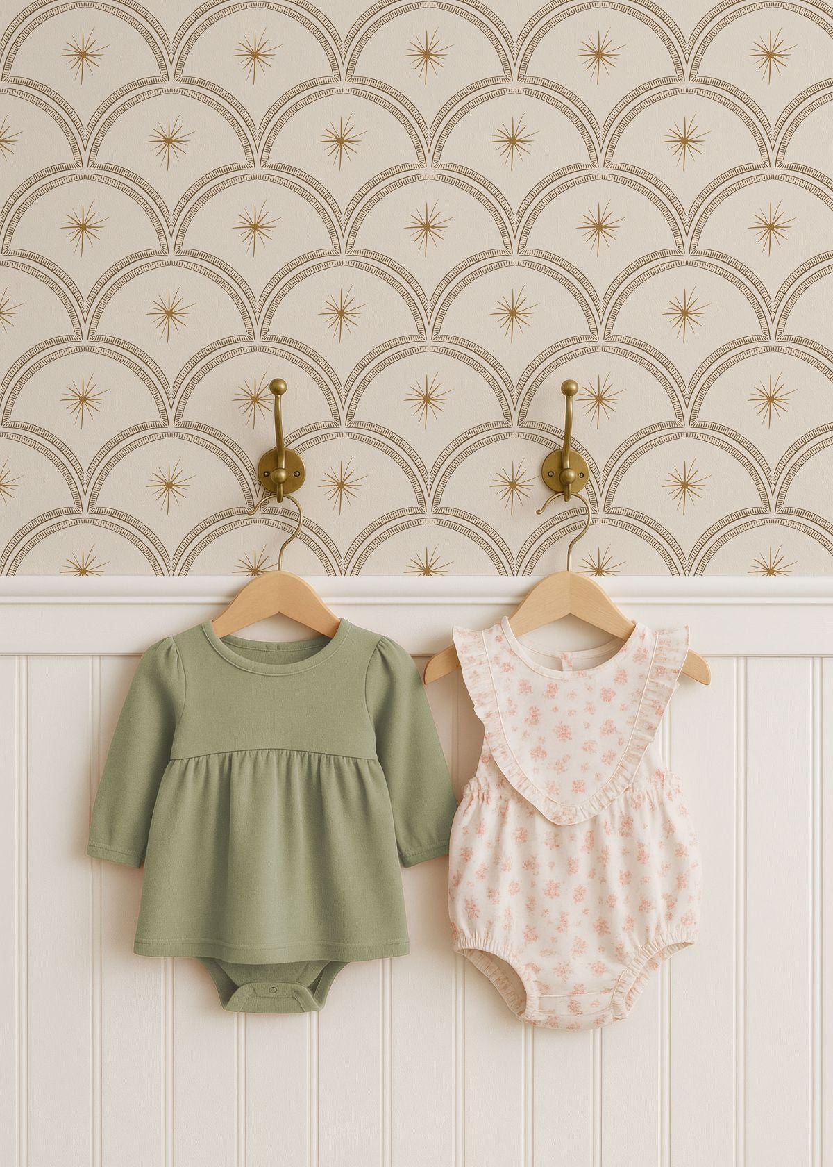 Little Amour Magic Arches boogjes behang voor babykamer neutrale kinderkamer meisjeskamer zand 