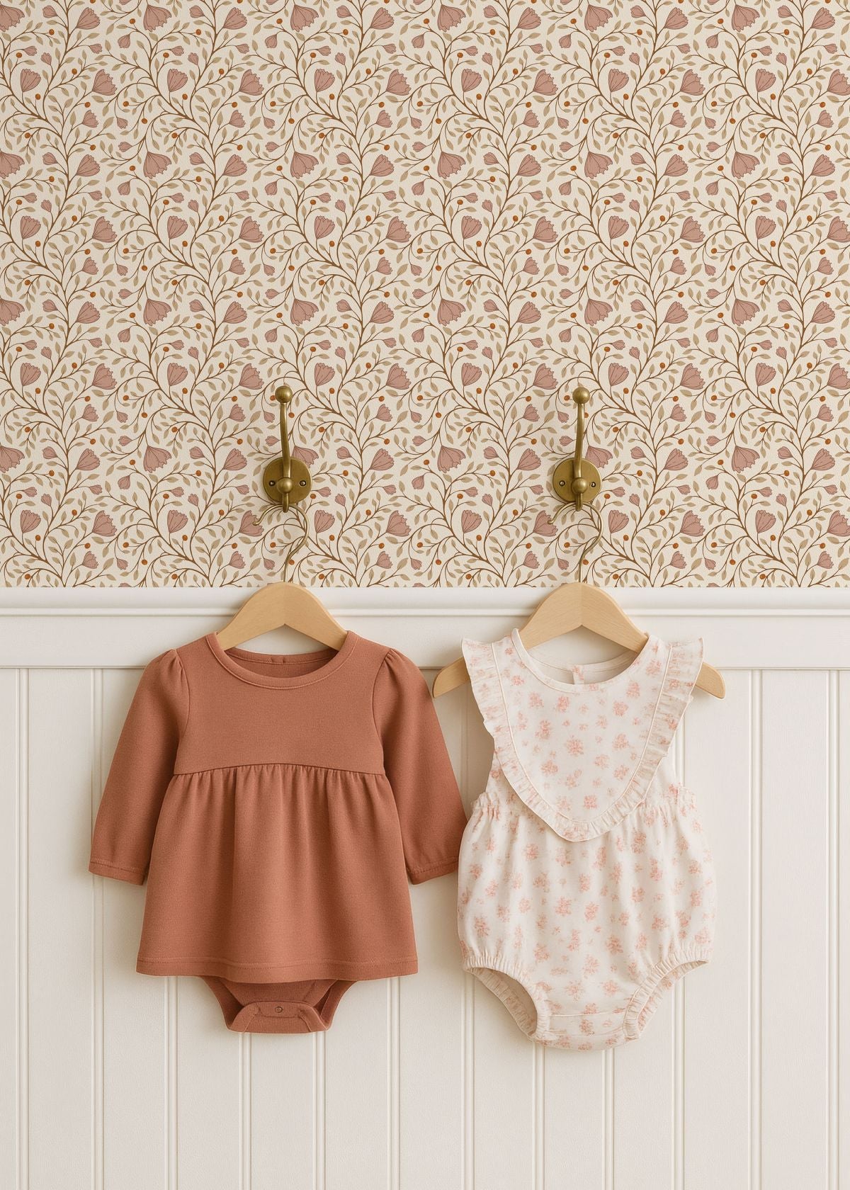 Little Amour bloemen behang voor meisjeskamer en babykamer roze