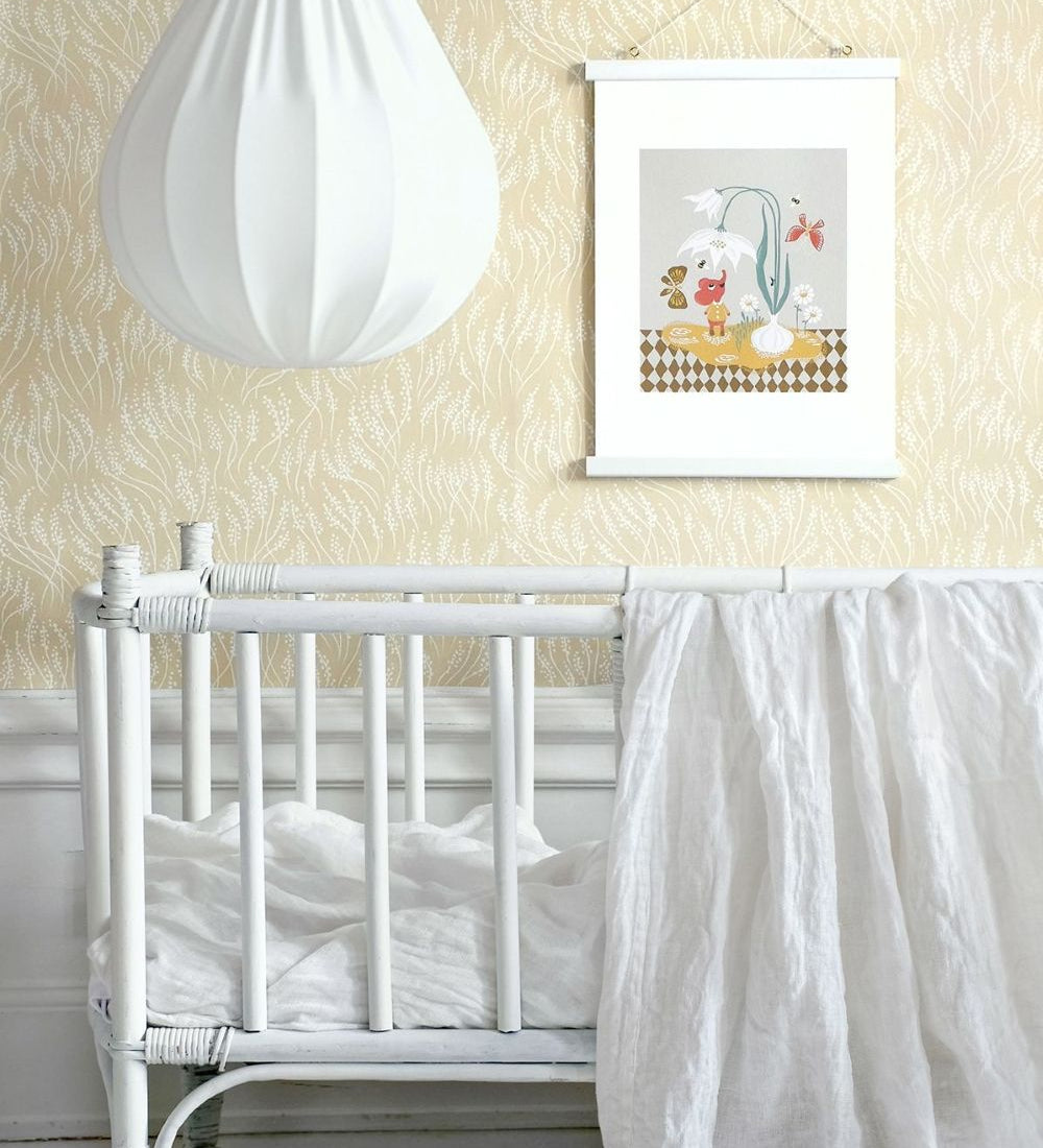 Littlephant meadow behang voor de neutrale kinderkamer en babykamer okergeel honey yellow