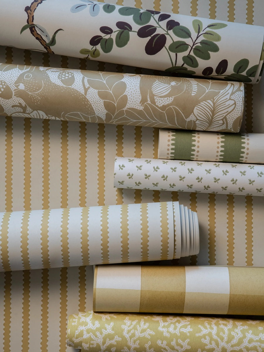 Langelid von Bromssen strepen behang meisjeskamer jongenskamer geel soleil