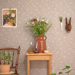 Majvillan bloemenbehang Flora dusty blue blauw