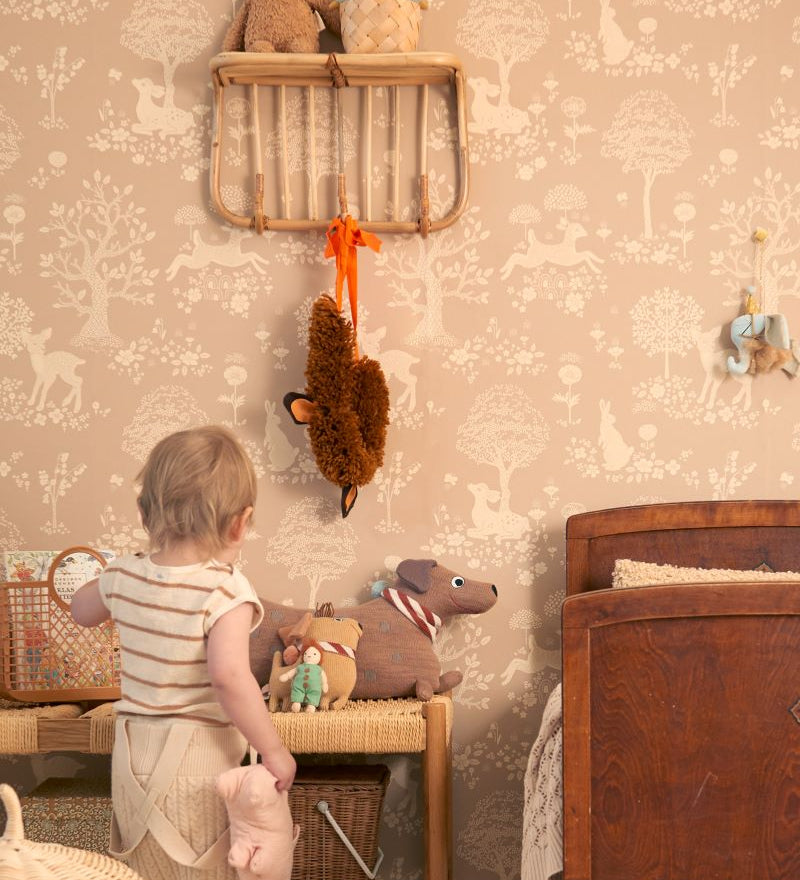 Majvillan behang kinderkamer summer fields soft brown bruin