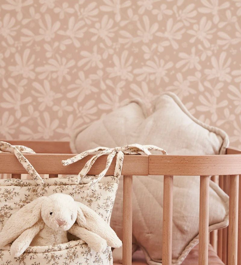 Matuu bloemen behang voor de kinderkamer beige