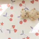 Matuu heartgarden kersen behang voor meisjeskamer en babykamer creme
