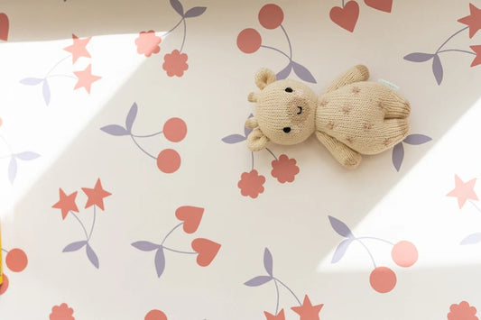 Matuu heartgarden kersen behang voor meisjeskamer en babykamer creme