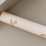 Matuu Little Buds bloemen behang voor meisjeskamer en babykamer creme