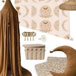 May and Fay Luna sterren en manen behang voor een meisjeskamer en babykamer beige