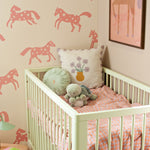 Joelle Wehkamp x Meet me at the wall magic horses paarden behang voor de kinderkamer meisjeskamer creme roze