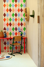 Aniek Bartels x Meet me at the wall harlequin ruiten behang kleurrijk jongenskamer meisjeskamer