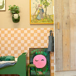 Aniek Bartels x Meet me at the wall geblokt behang zand jongenskamer meisjeskamer neutrale kinderkamer babykamer