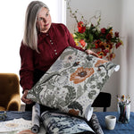Midbec Anemone Anemoon bloemenbehang voor meisjeskamer en babykamer grijs beige 33001