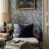 Langelid von Bromssen Oak tree tails behang eekhoorns kinderkamer kinderbehang bosdieren blauw