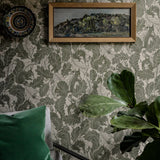 Langelid von Bromssen Oak tree tails behang eekhoorns kinderkamer kinderbehang bosdieren olive groen